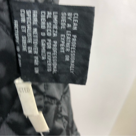 Kenneth Cole Reaction Leather Coat in Black Soft Leather with Belt feminine Sz M - Picture 12 of 12